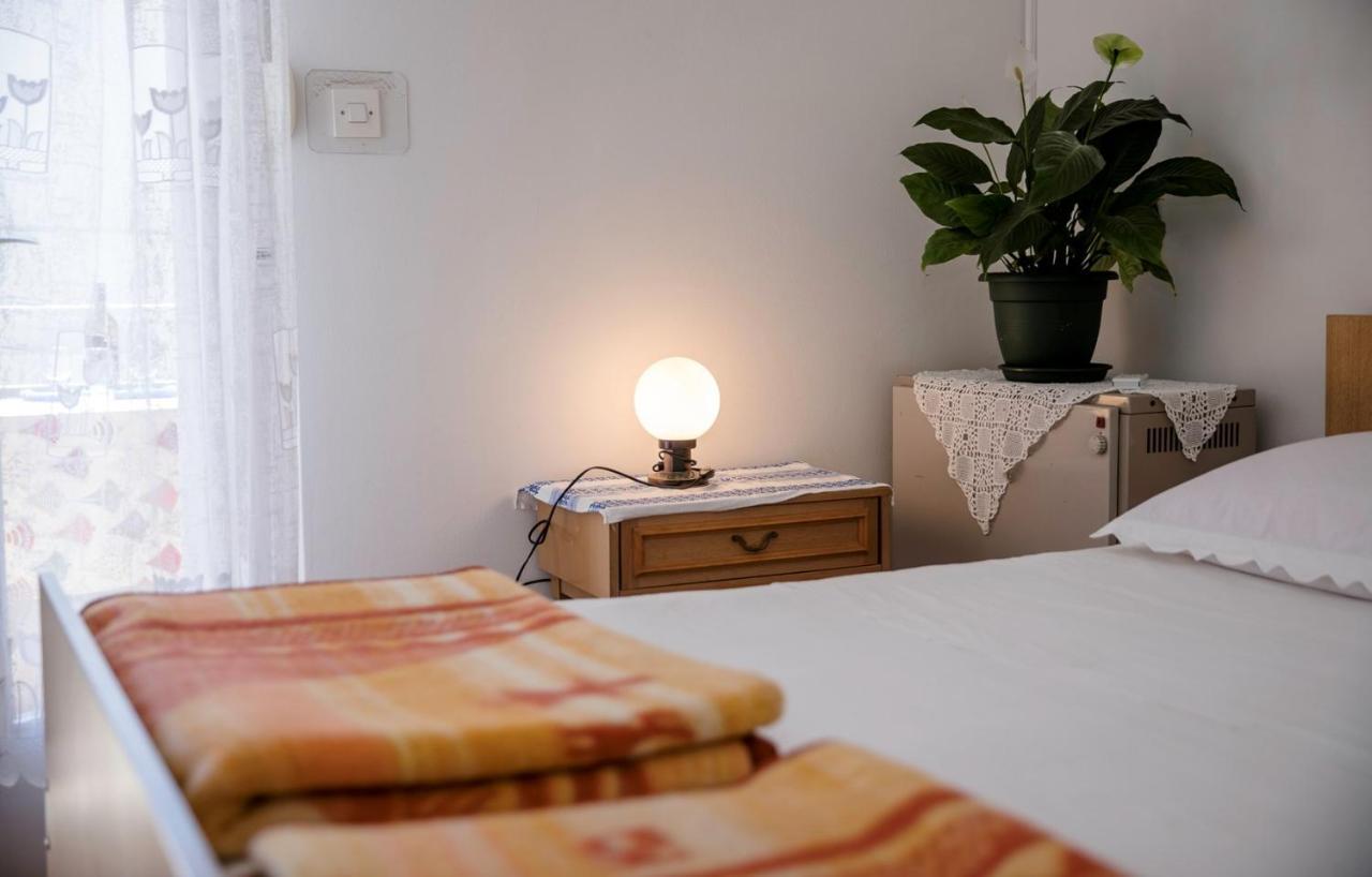 Rooms Dragica Palit Bagian luar foto